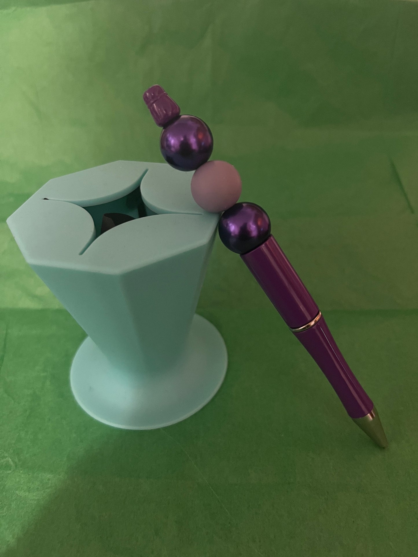Shiny purple pen